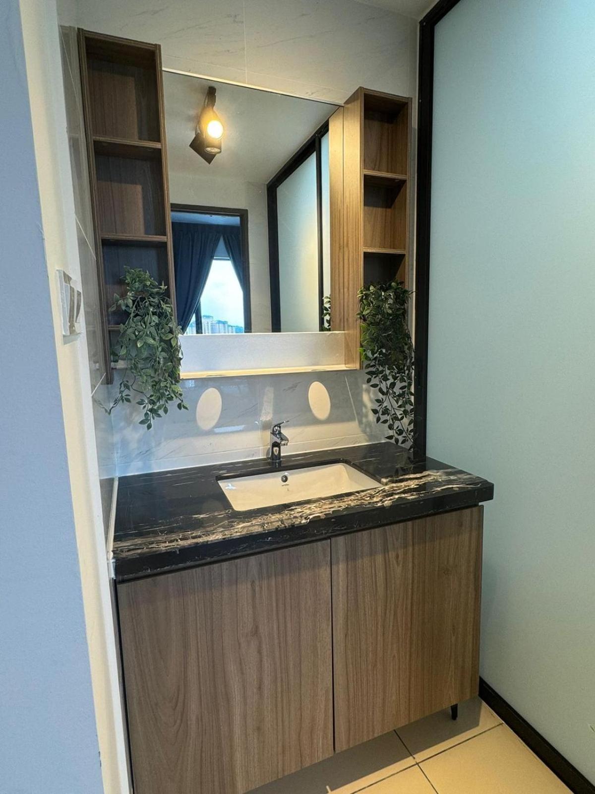 Apartemen Park 2br 1 Stylish 6pax At Paradigm And Sutera *